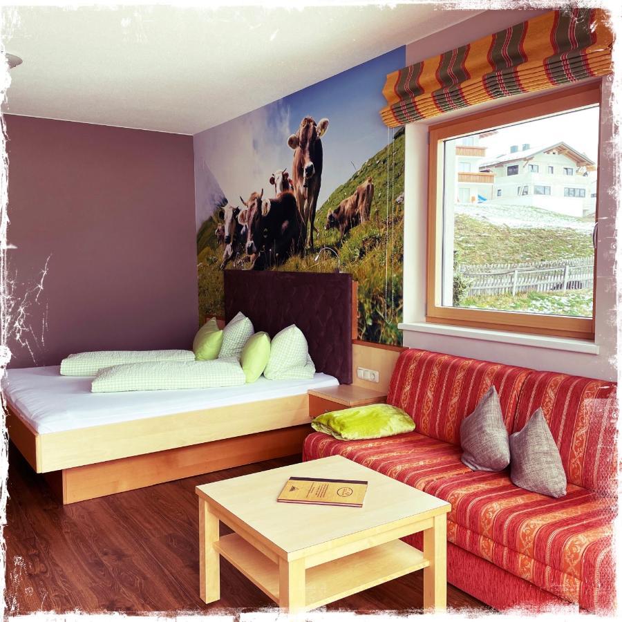 Hotel Garni Alpendiamant Фис Екстериор снимка