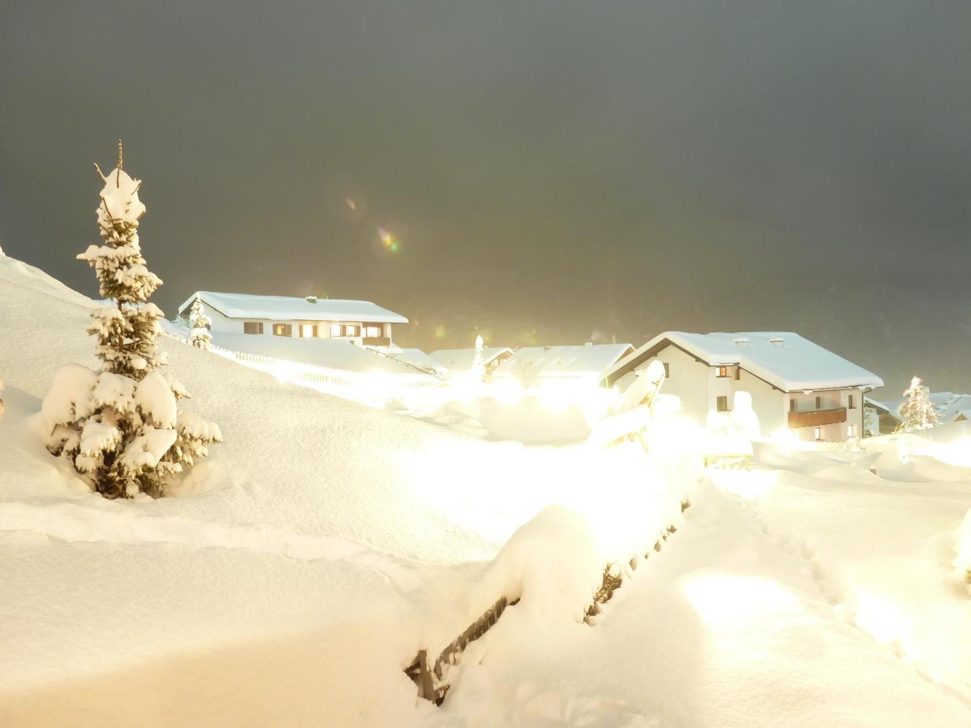 Hotel Garni Alpendiamant Фис Екстериор снимка