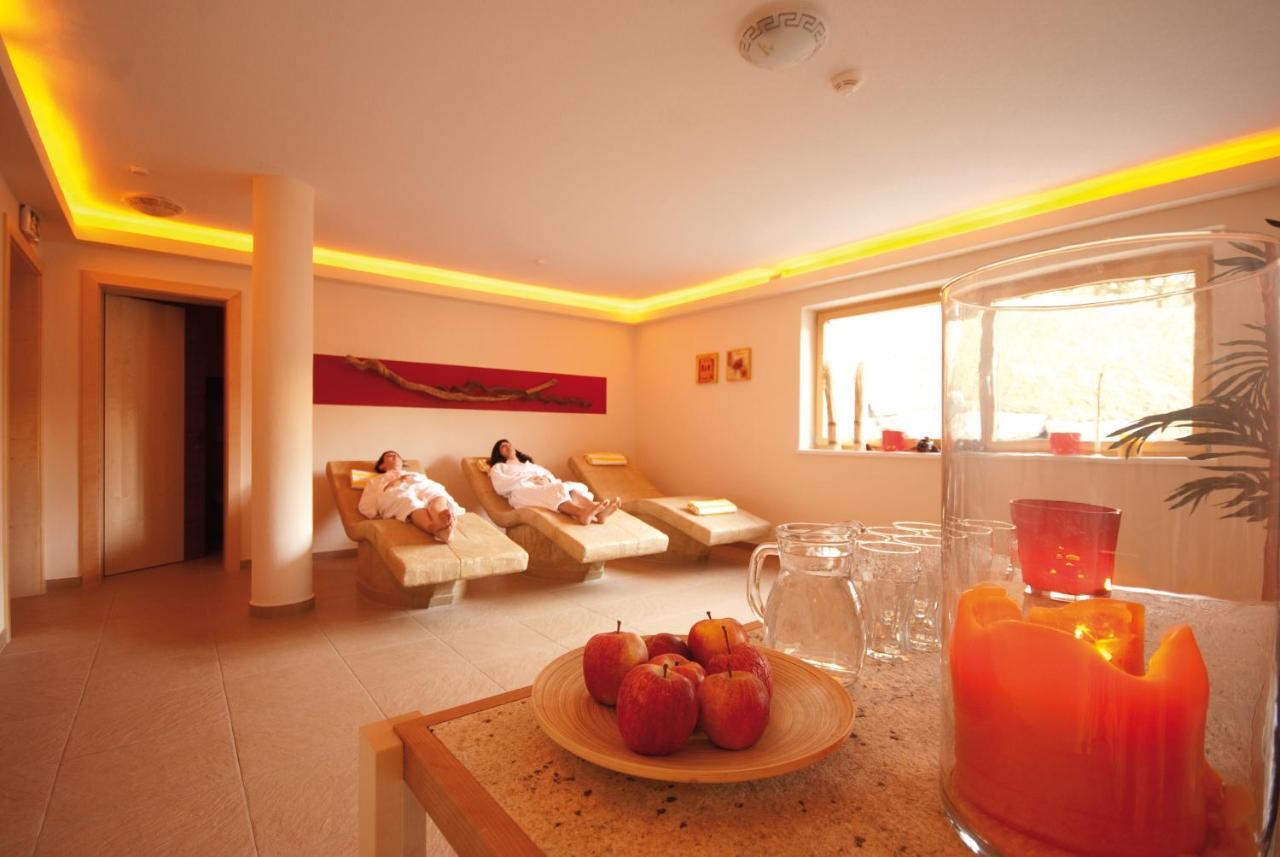 Hotel Garni Alpendiamant Фис Екстериор снимка